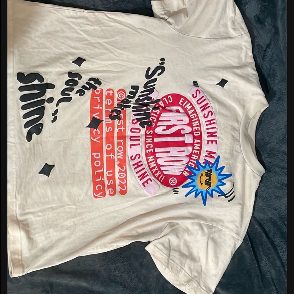 SHEIN White Short Sleeve Tee with Graphic Print